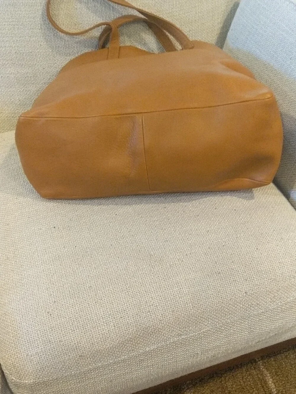 ✨ RARE FIND: Vintage USA BAGGU Minimalist Leather Tote in Saddle Tan ✨
